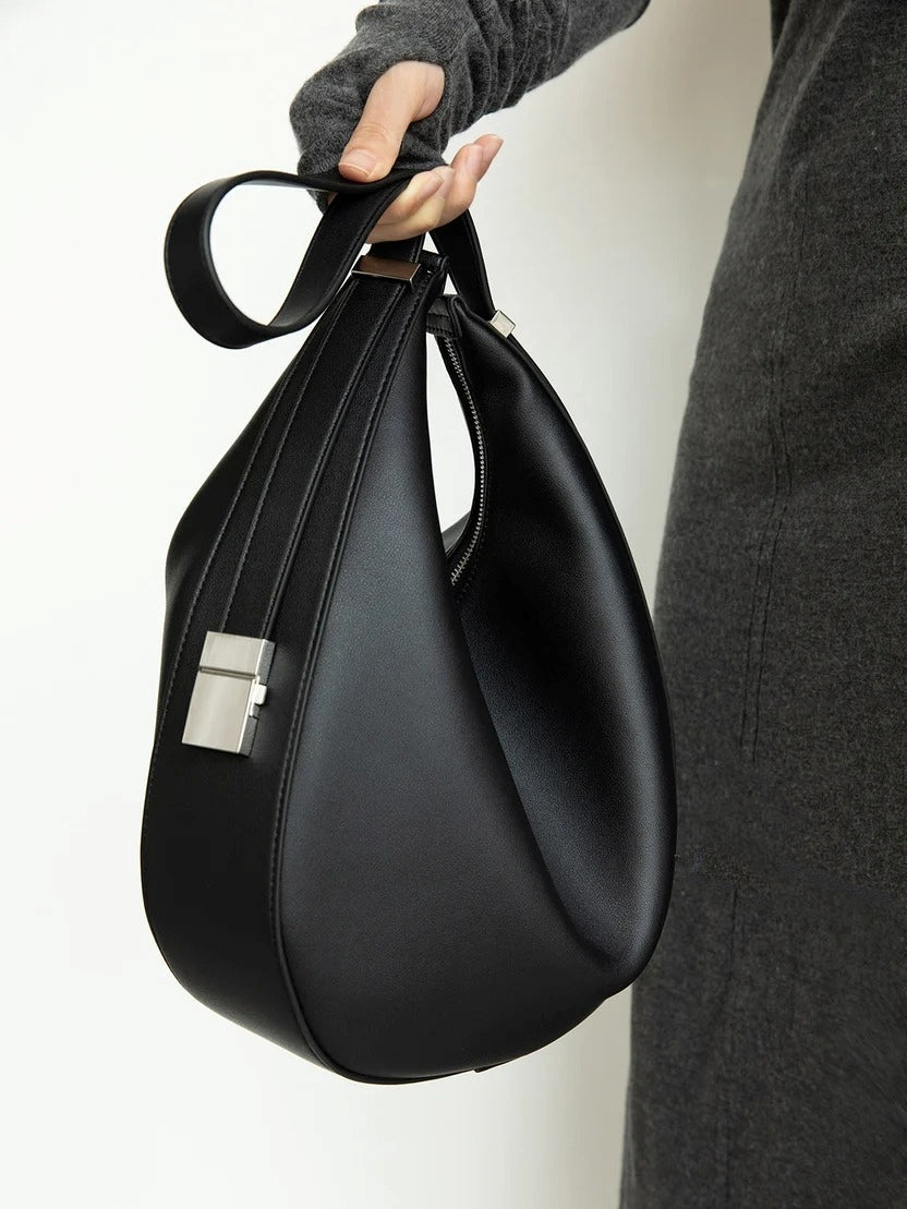 Large Slouchy Shoulder Bag_BDHL8455