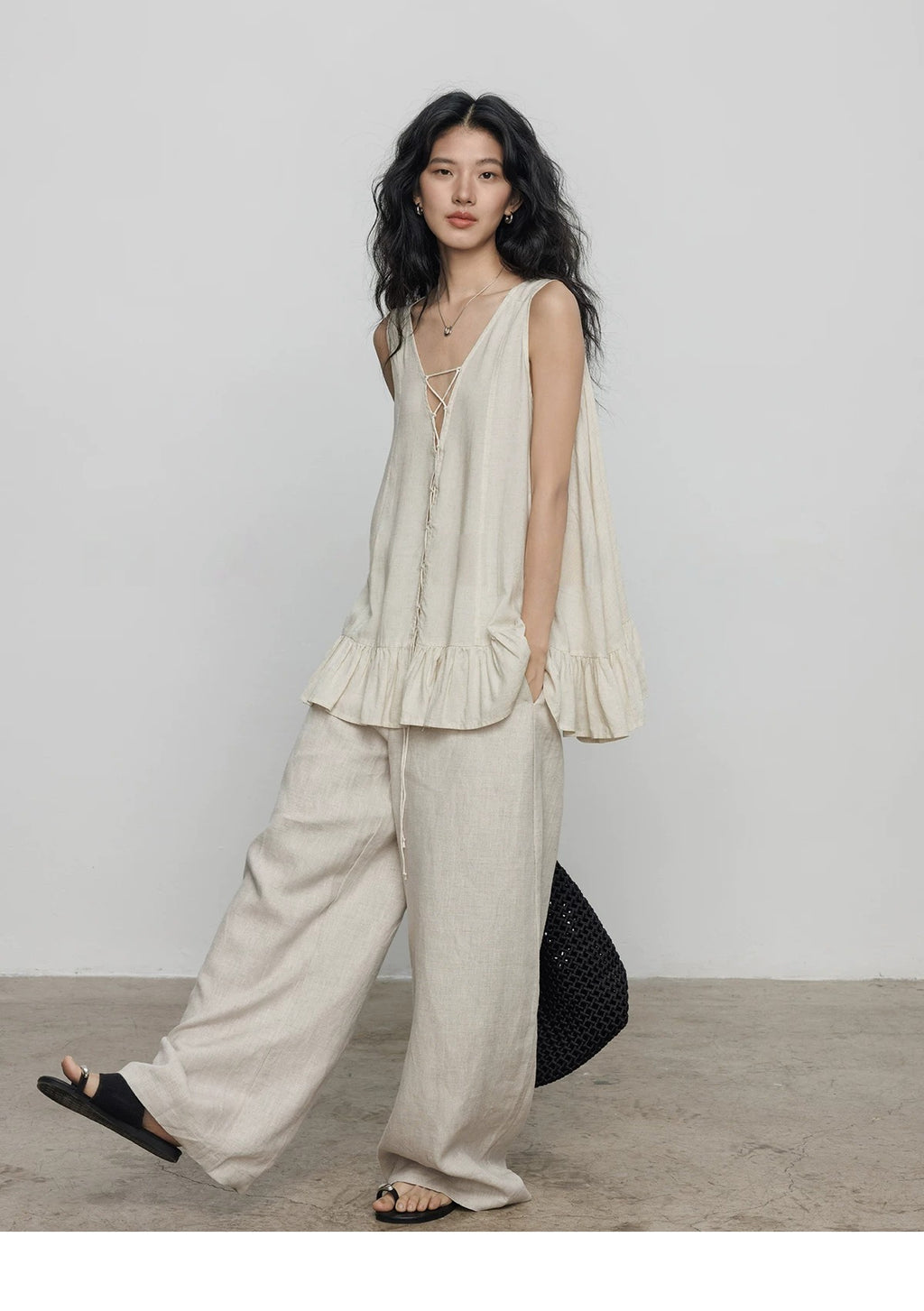 Ruffle Hem Sleeveless Linen Top_BDHL8360