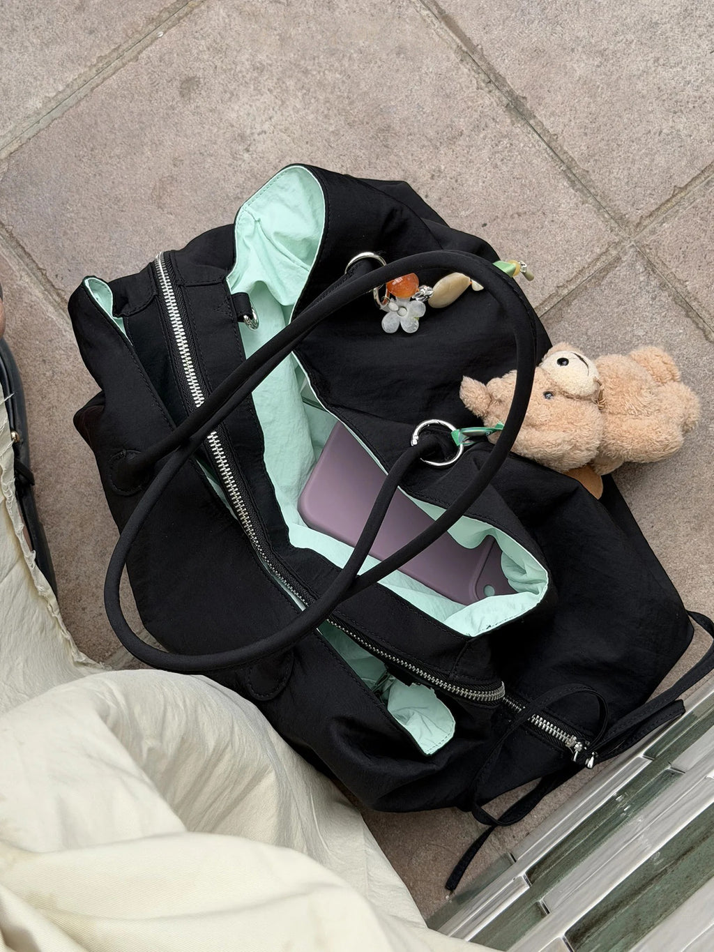Lightweight Nylon Large Shoulder Tote_BDHL8444