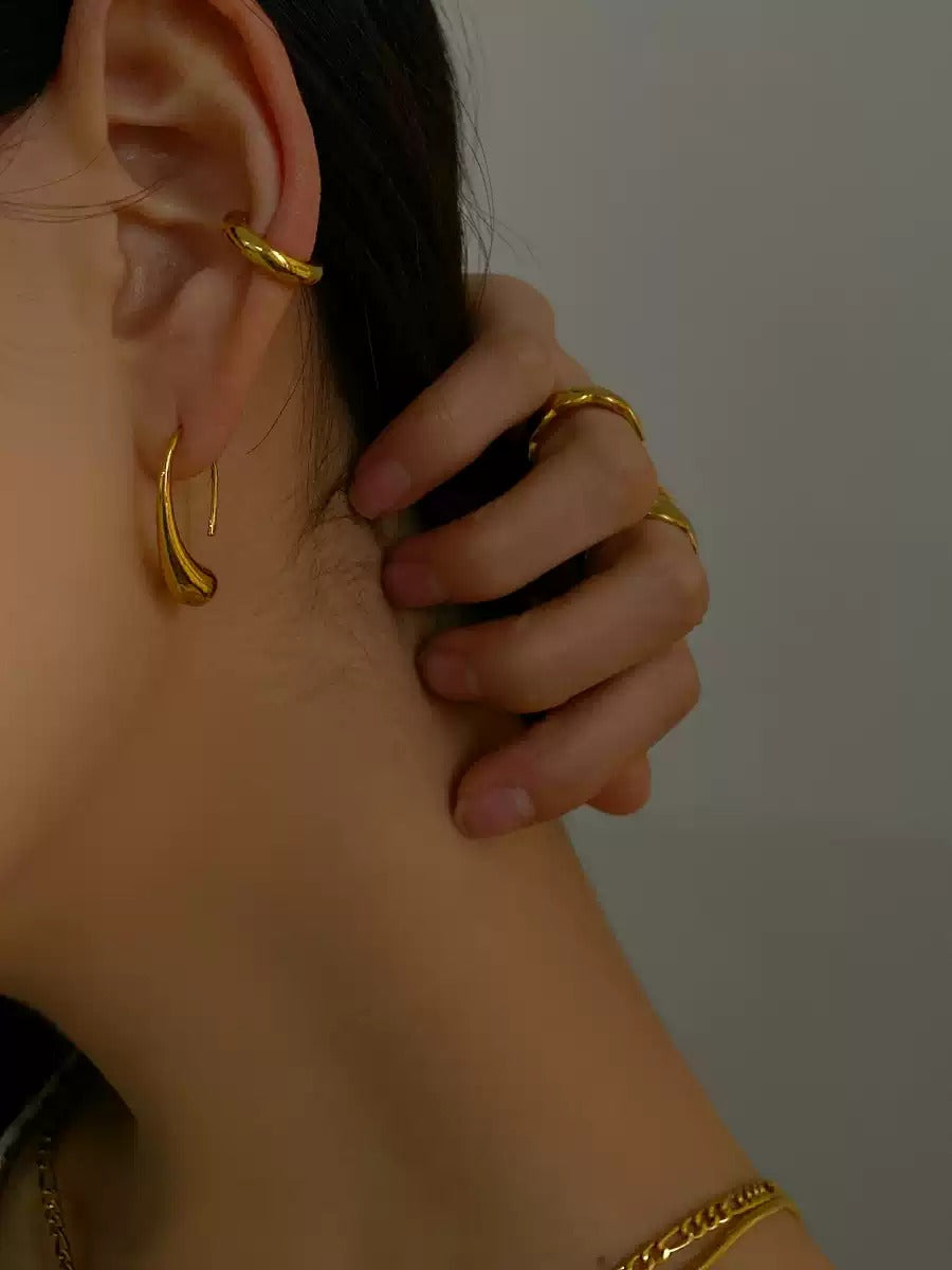 minimal drop earrings_5527