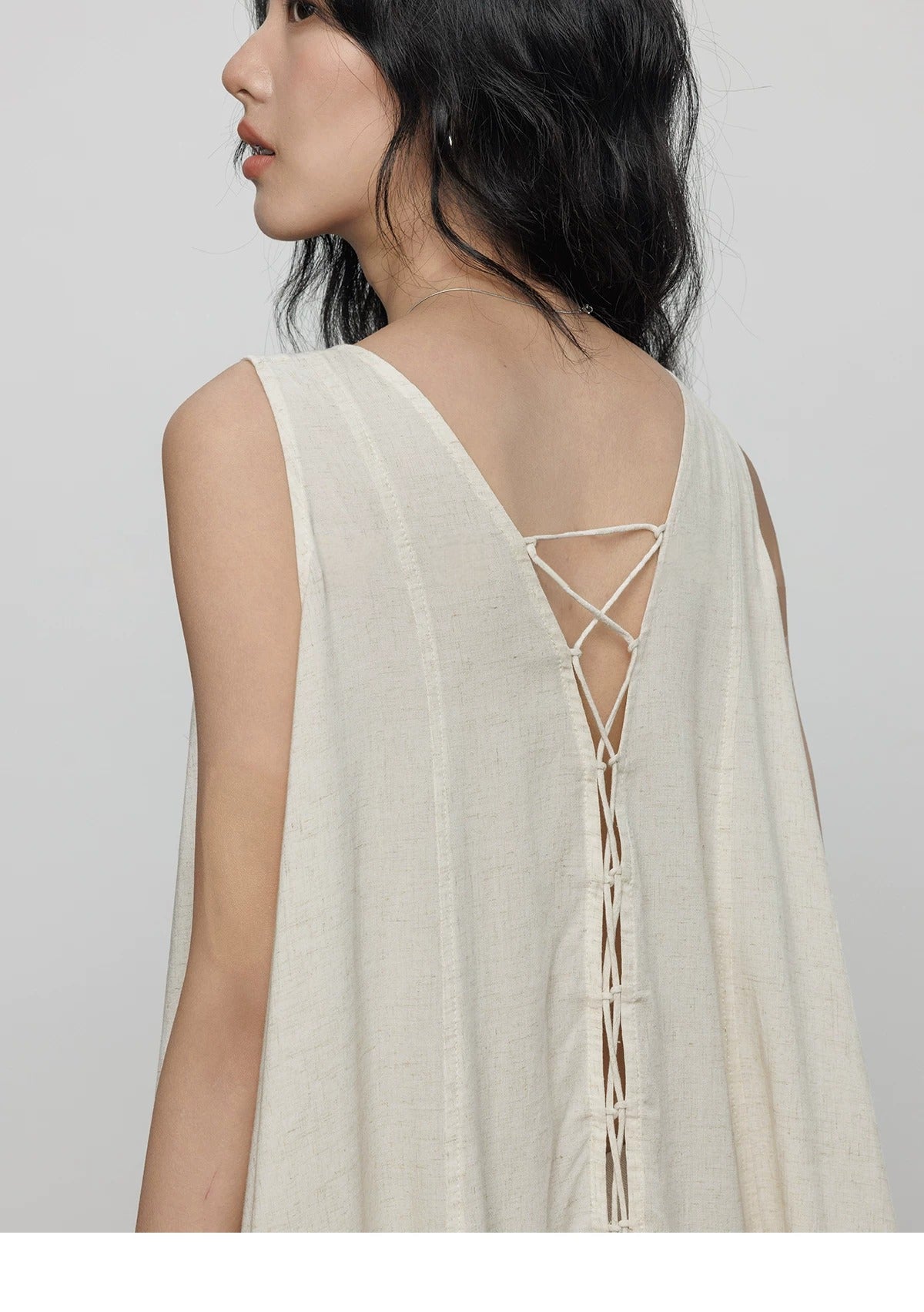 Ruffle Hem Sleeveless Linen Top_BDHL8360