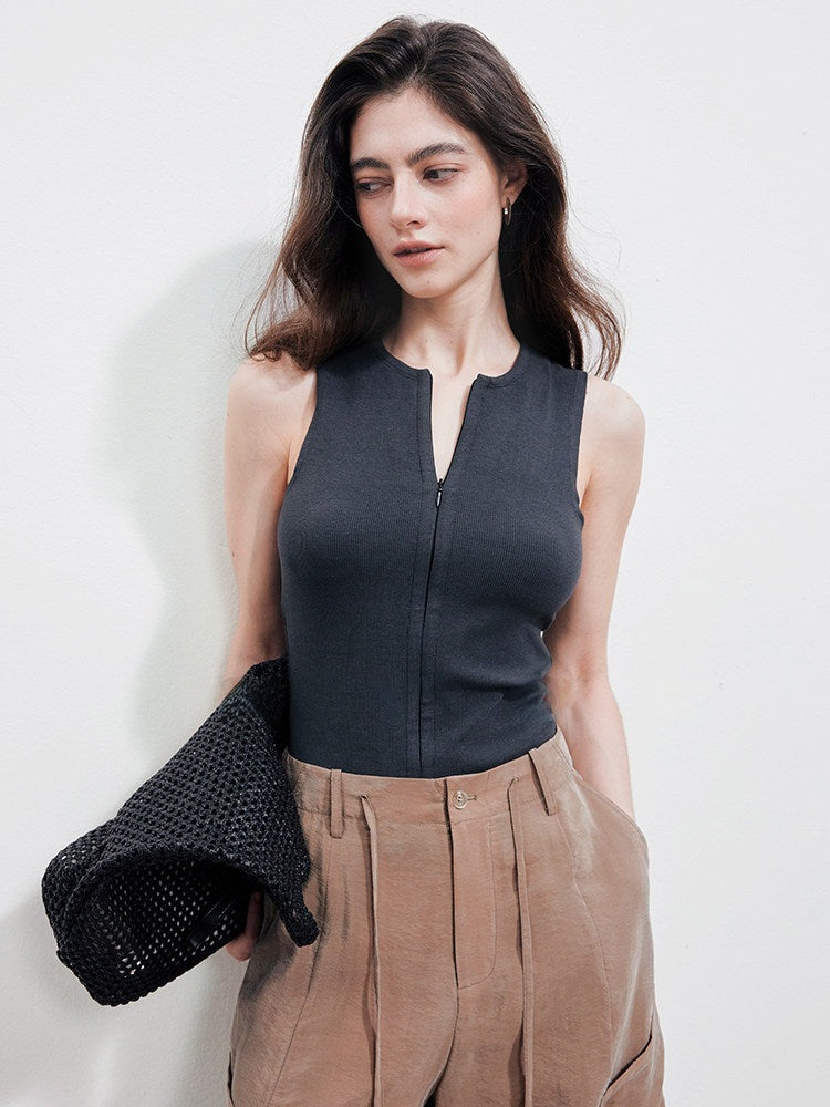 Sleeveless Zip Tank Top_BDHL8389