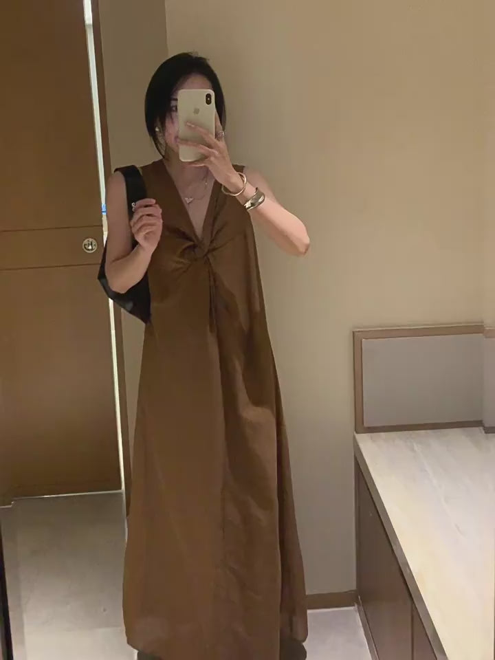 V領扭褶長洋裝_BDHL6180