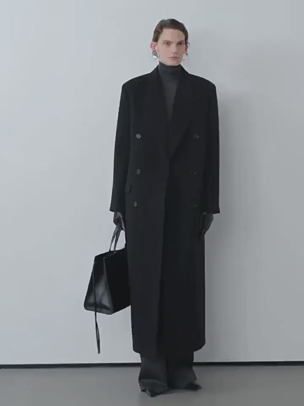 黑色寬鬆版型外套_BDHL8167