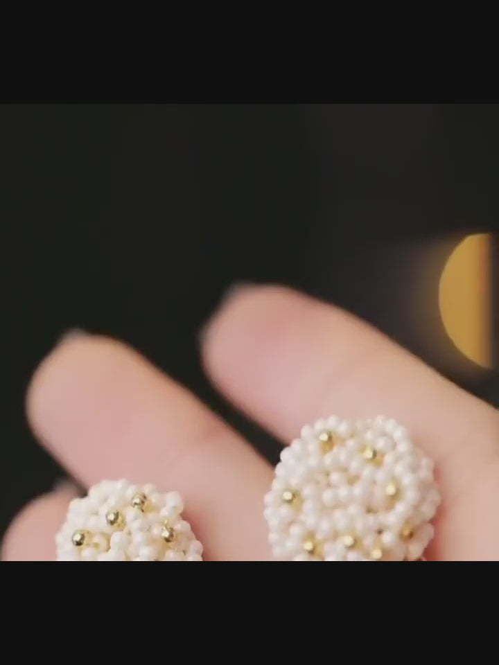 Beaded Bouquet Earrings_HL3943