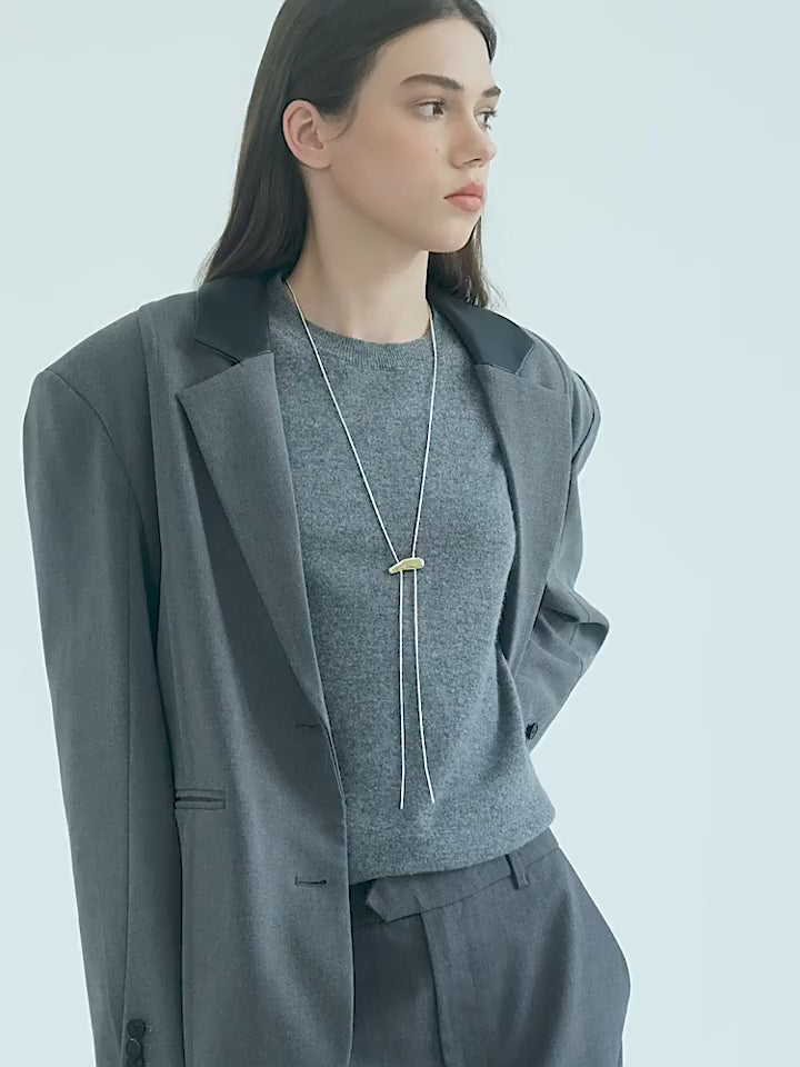 Sleek Contrast Slide Necklace_BDHL7686