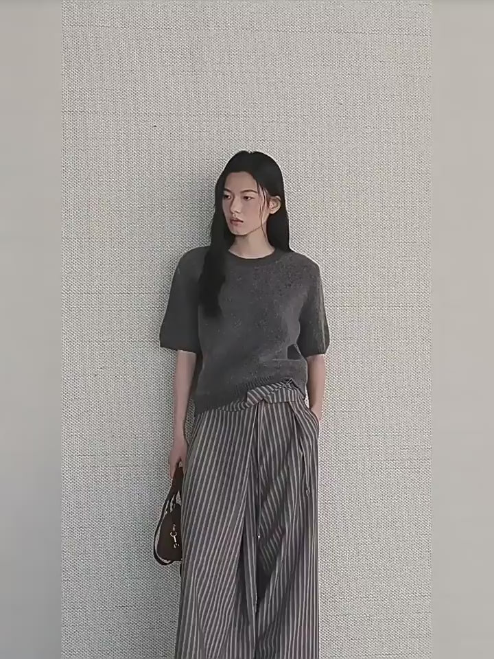 Simple Short-Sleeved Knit Tops_BDHL8149