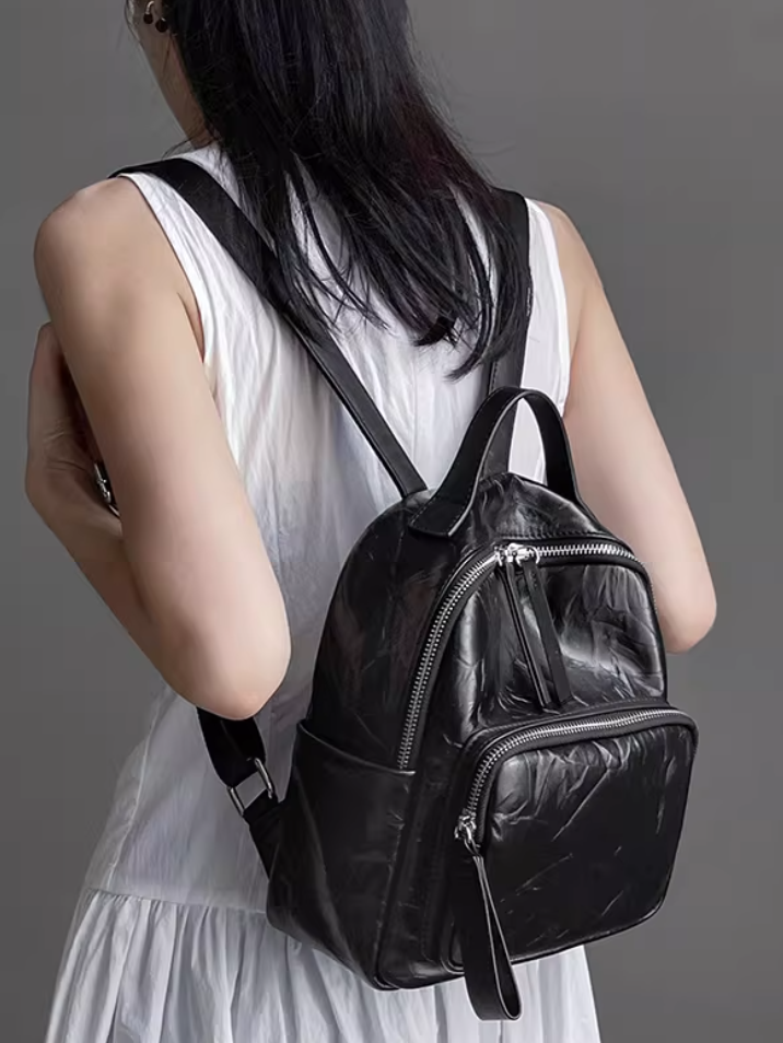 Lightweight Compact Leather Backpack_BDHL8094