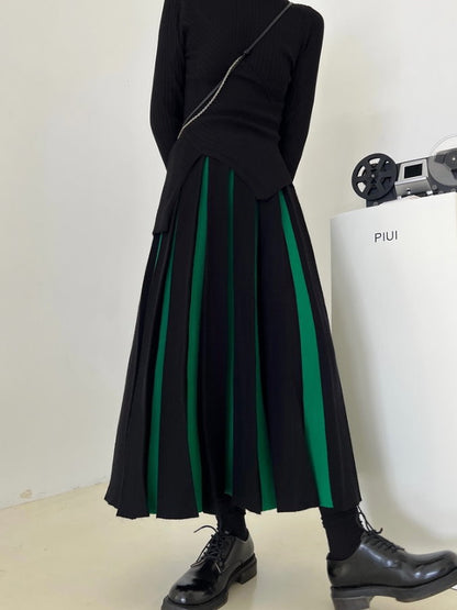 Bicolor Long Pleated Skirt HL4125