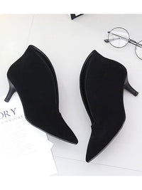 Pointed Toe V Cut Booties HL3946