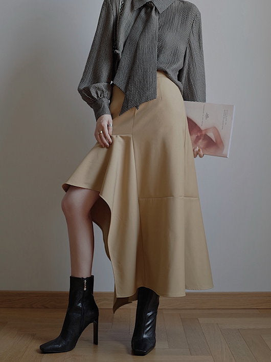 Asymmetrical flared skirt_9050