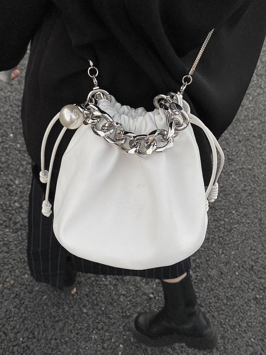 Drawstring Chain Shoulder Bag 8930