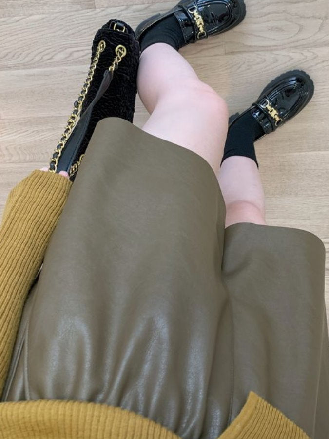 Eco-Leather Shorts HL4123
