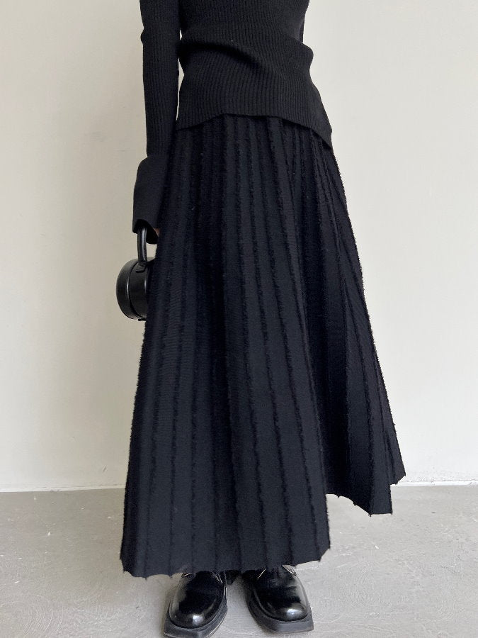 Pintuck Fringe Flared Maxi Skirt_HL4239