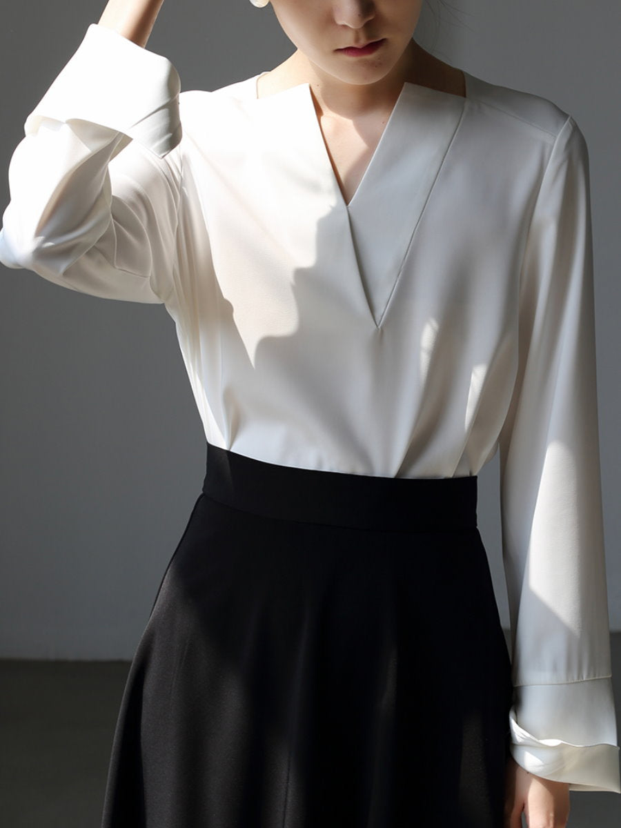 Deep V-Neck Classic Shirt LCHK/9005