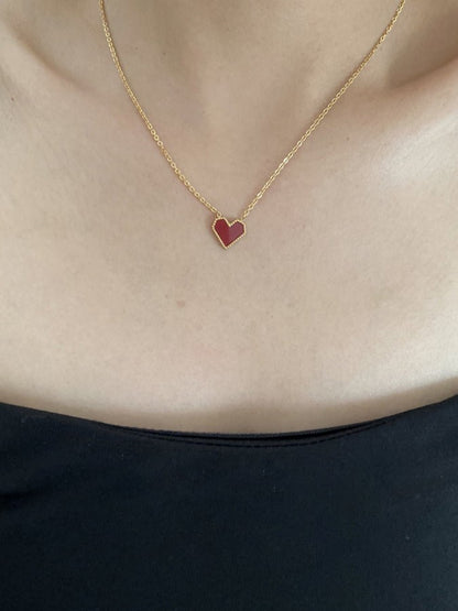 Milgrain heart necklace HL3450