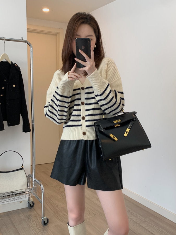 Eco-Leather Shorts HL4123