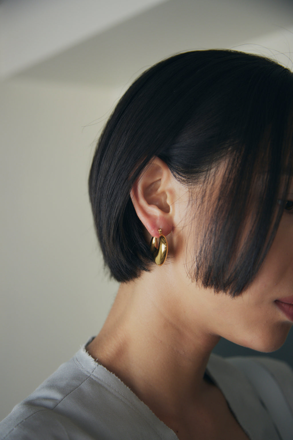 plump heart hoop earrings 9172