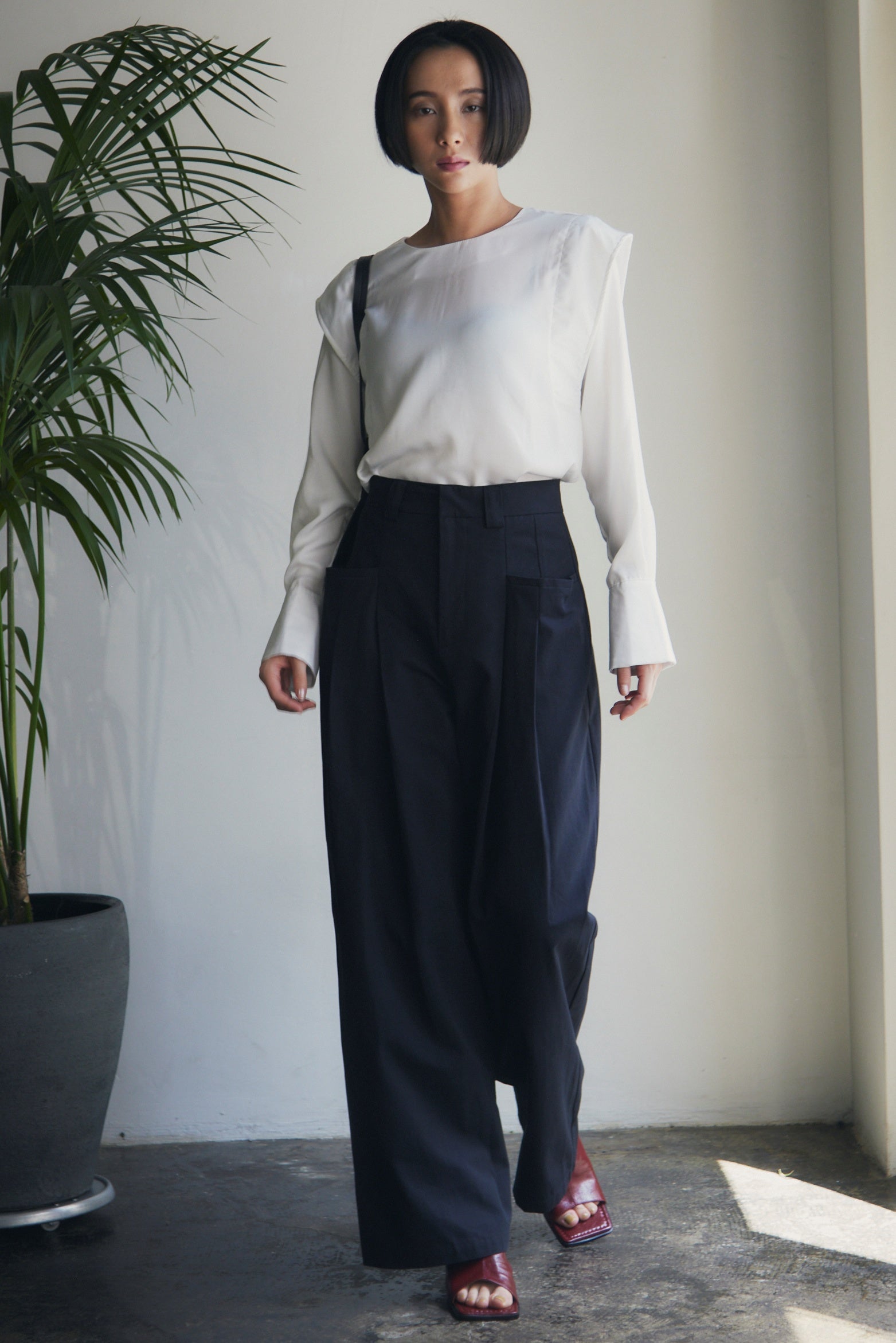 【即納】Front Tuck Wide Leg Pants_HL9702/LCHK