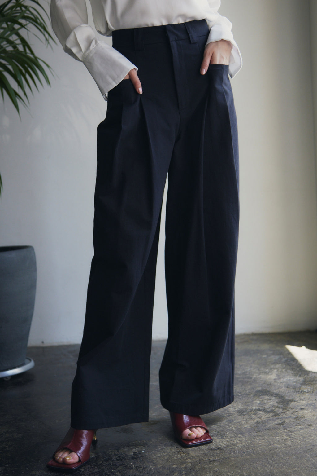 【即納】Front Tuck Wide Leg Pants_HL9702/LCHK