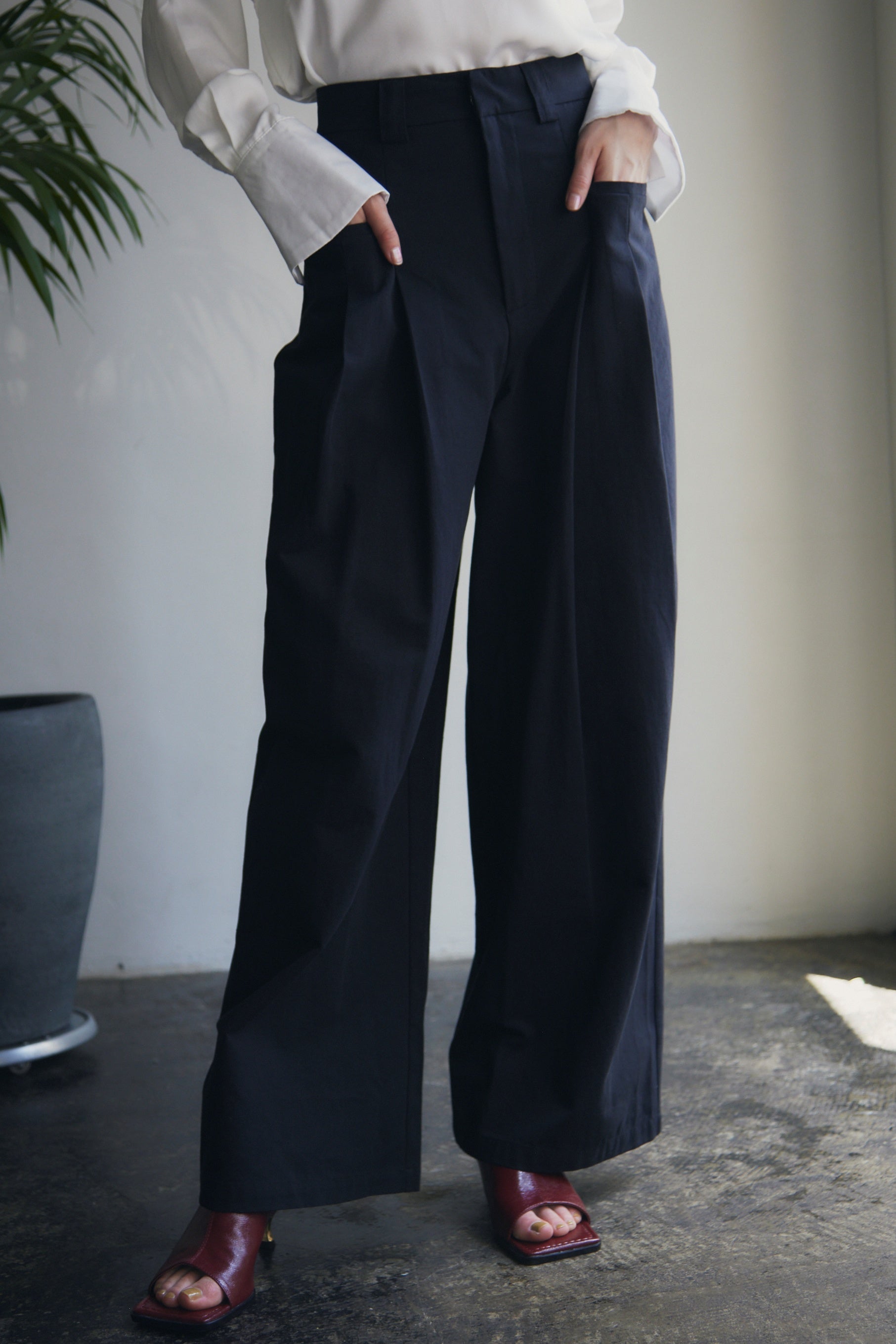 【即納】Front Tuck Wide Leg Pants_HL9702/LCHK