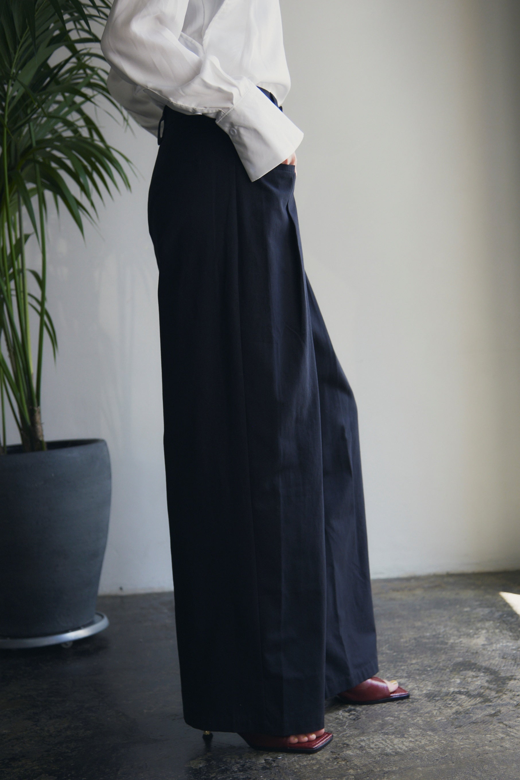 【即納】Front Tuck Wide Leg Pants_HL9702/LCHK