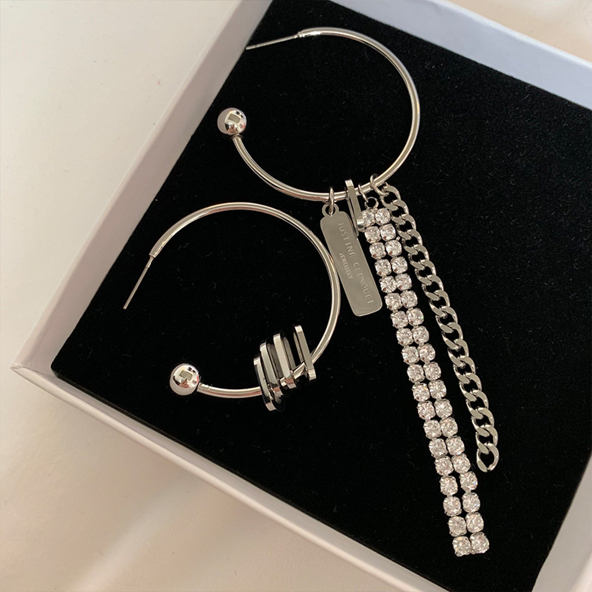 Tassel Chain Hoop Asymmetrical Earrings_5512