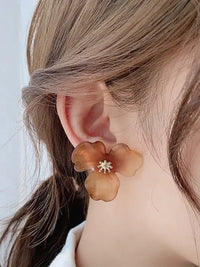 Clear Flower Earrings 5722