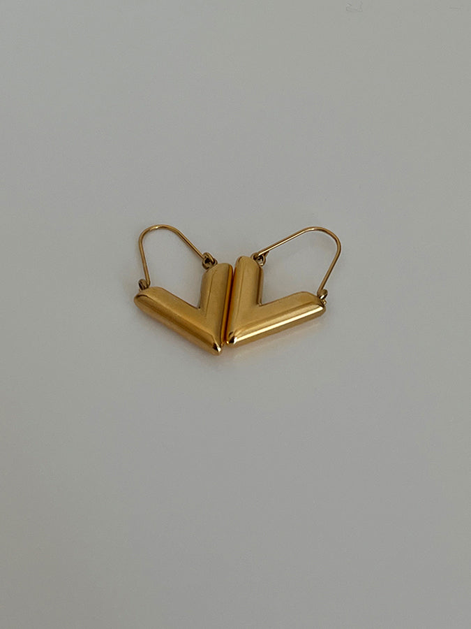 Triangle hook earrings H3366