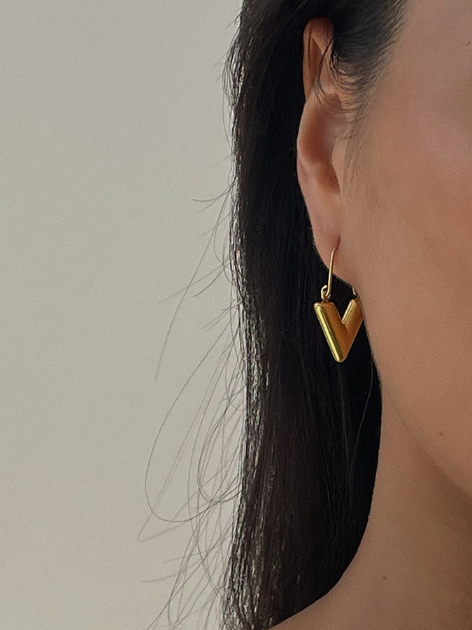 Triangle hook earrings H3366