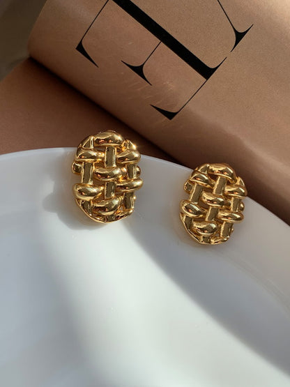 Stitch Gold Earrings HL4306