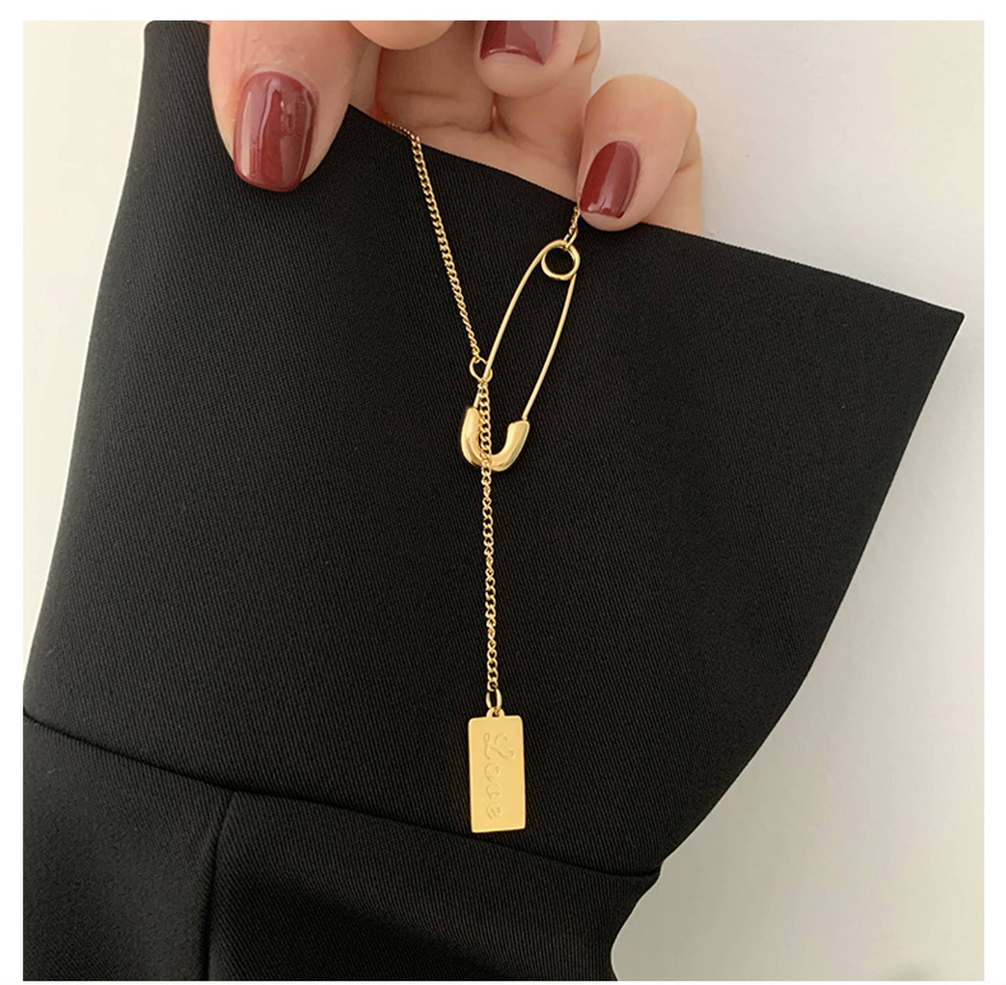 Gold safety pin necklace 5746