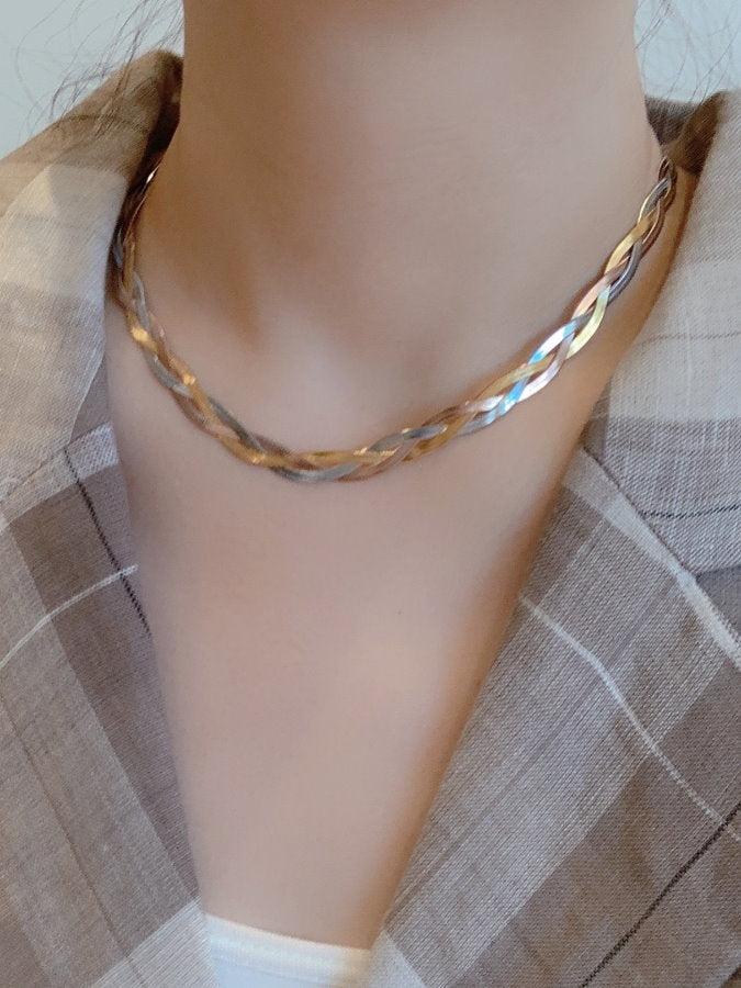 Blade design necklace HL9619
