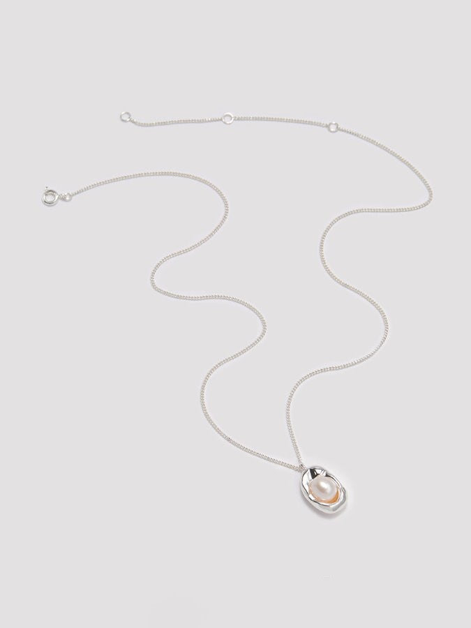 Bean Pendant Pearl Necklace_HL4303