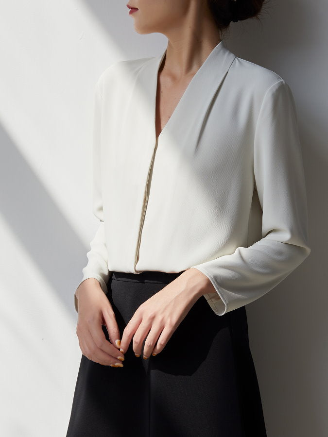 Fly Front V Neck Blouse HL3517