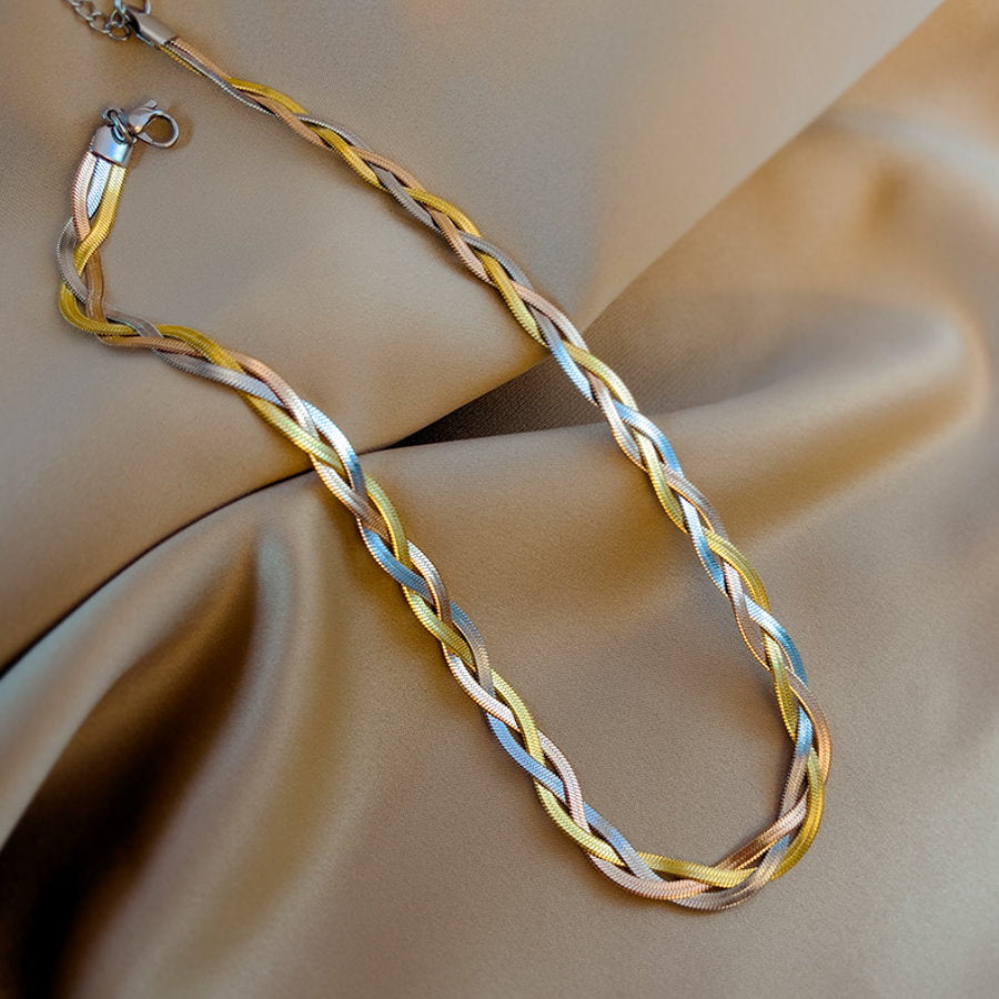 Blade design necklace HL9619