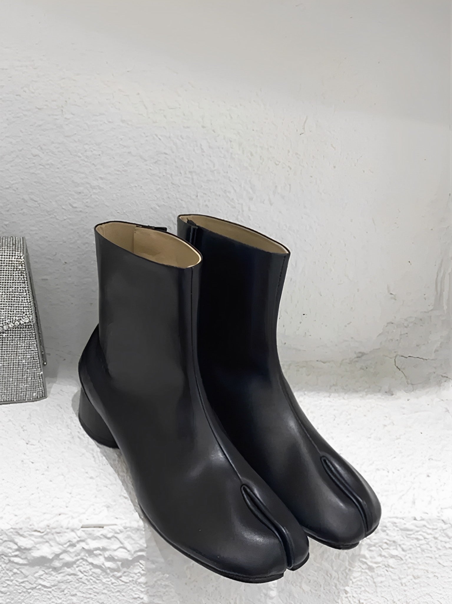 Low Heel Tabi Boots 5259 - HELROUS