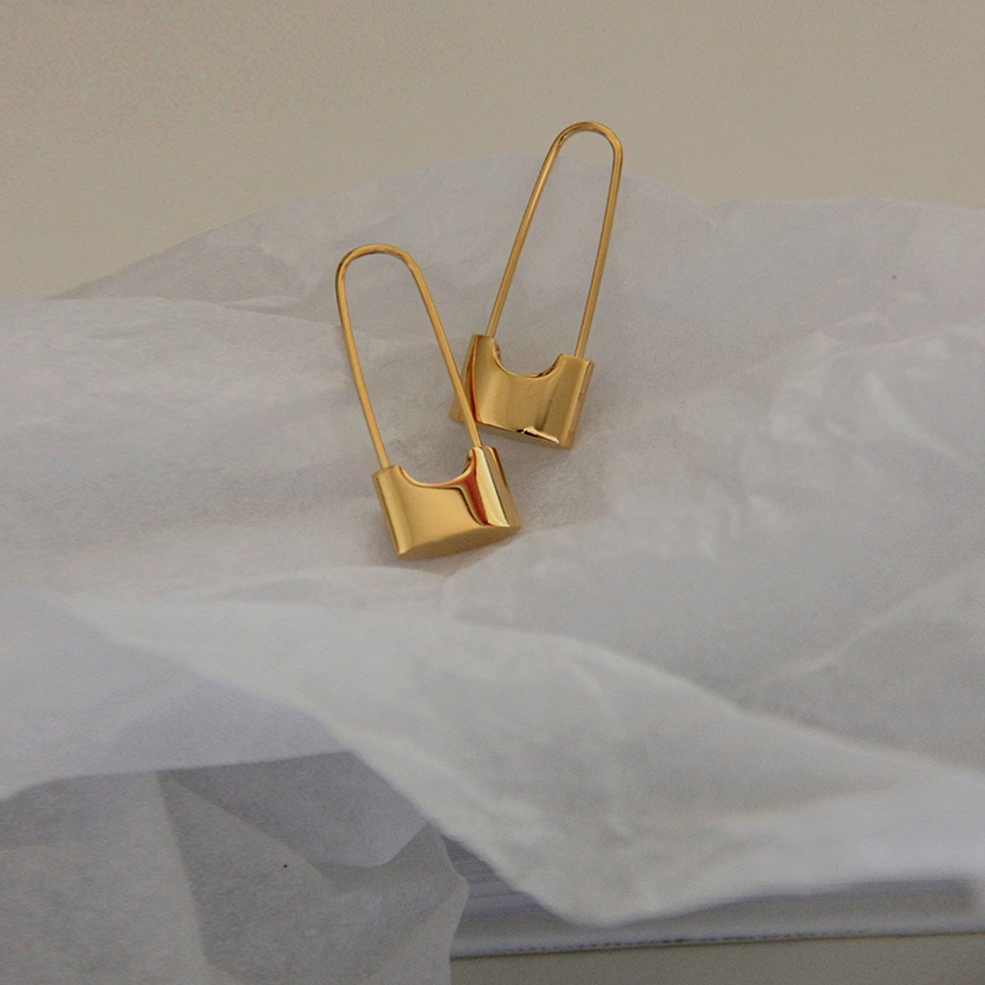 Pin Lock Earrings 5691