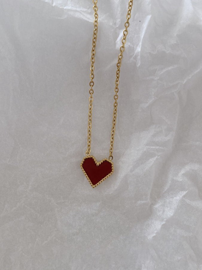 Milgrain heart necklace HL3450