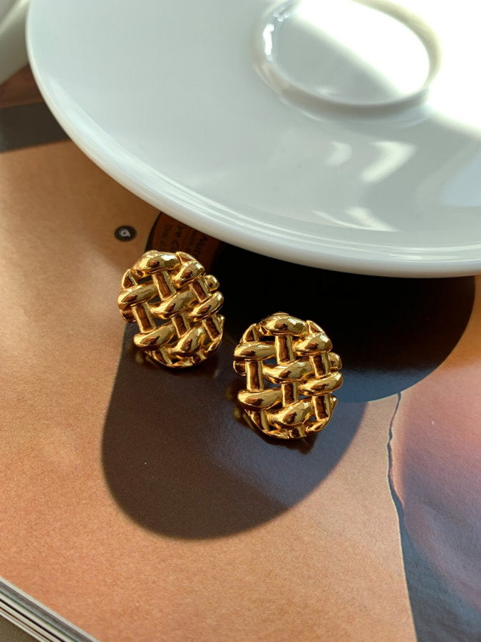 Stitch Gold Earrings HL4306