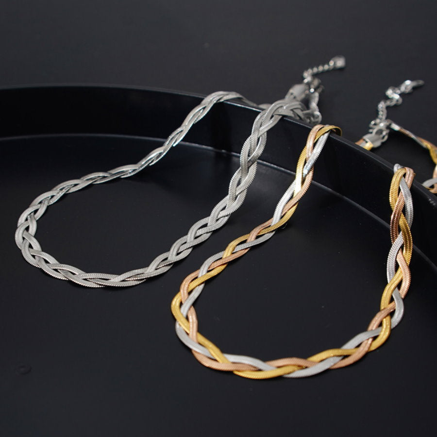 Blade design necklace HL9619