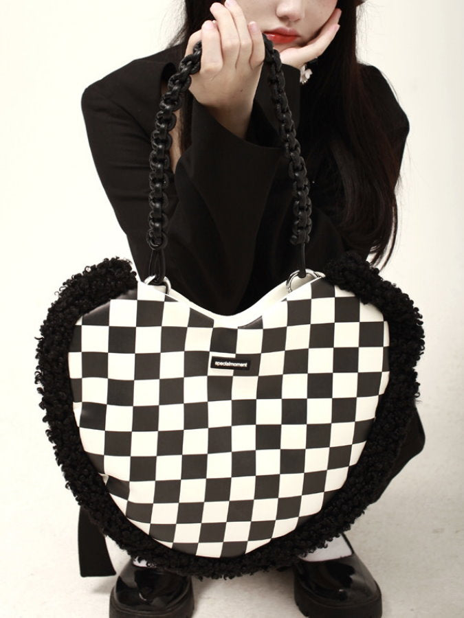 Boa Bordering Heart Bag HL3695