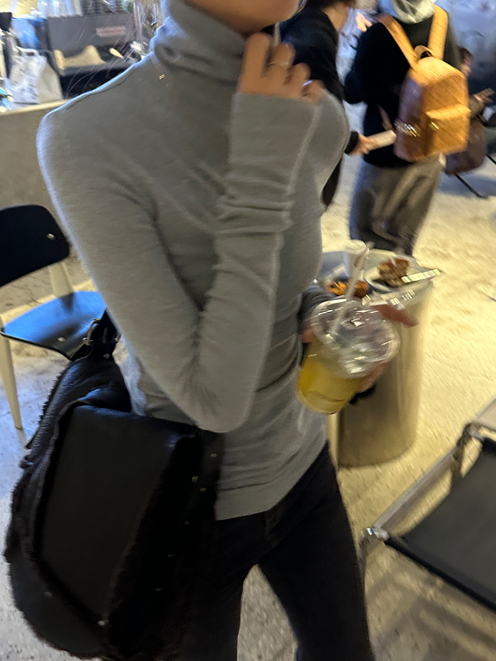 Slimming turtleneck sweater_BDHL5453