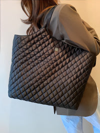 Quilted Shoulder Tote Bag_HL4156