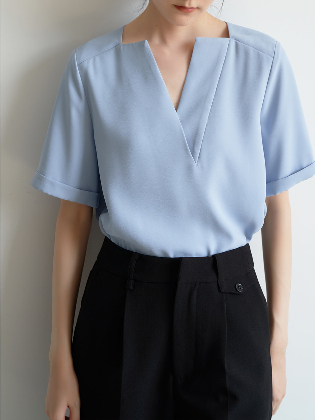 Deep V-neck chiffon shirt_8977