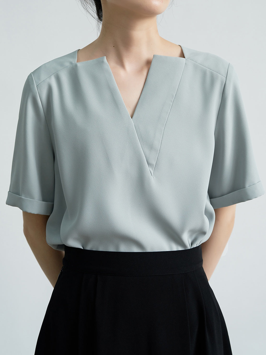 Deep V-neck chiffon shirt_8977