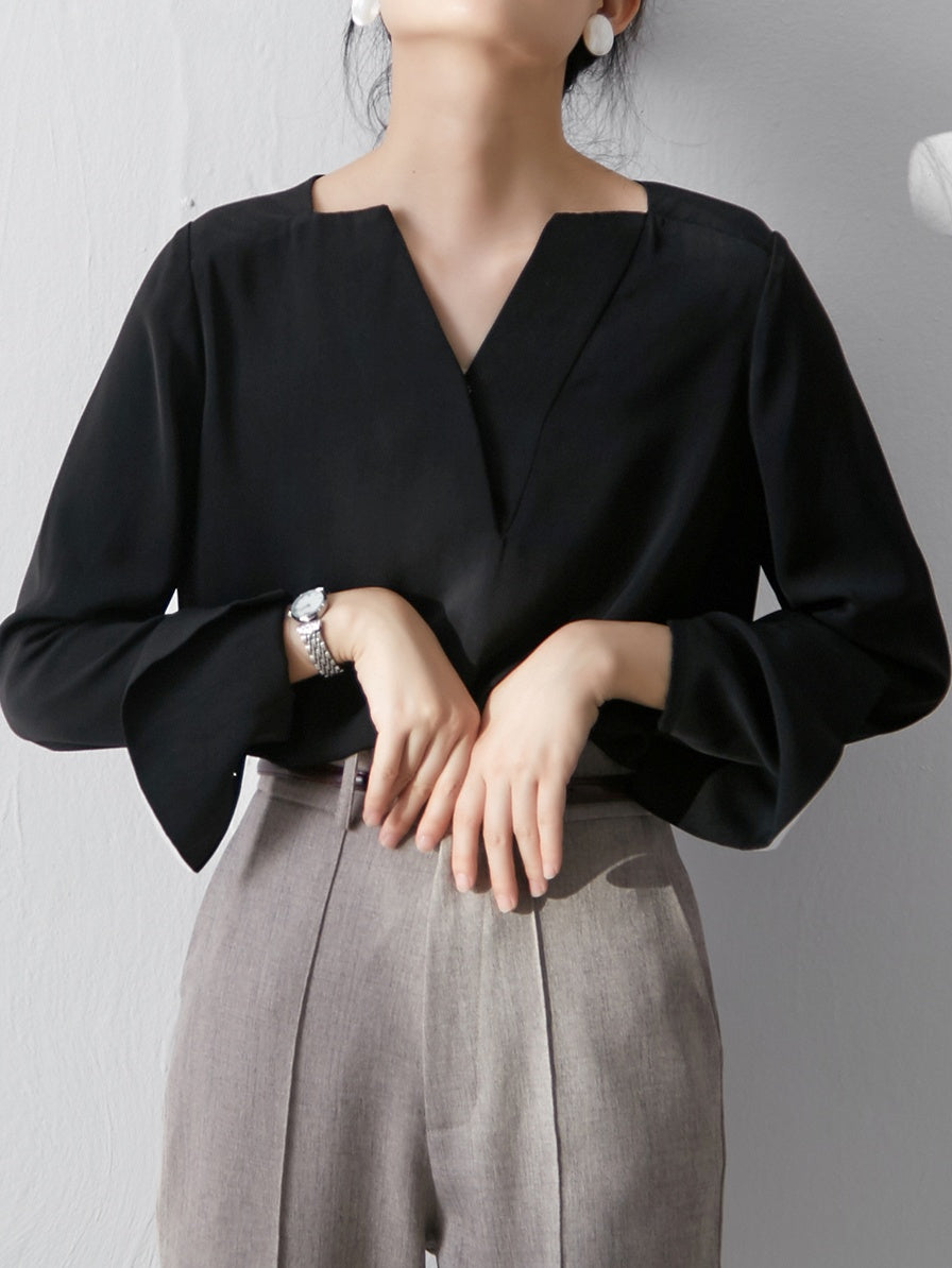 Deep V-Neck Classic Shirt LCHK/9005