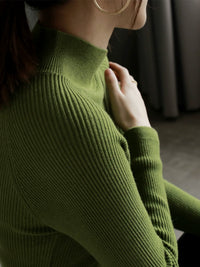 Turtleneck Knit Slim Top_BDHL5280