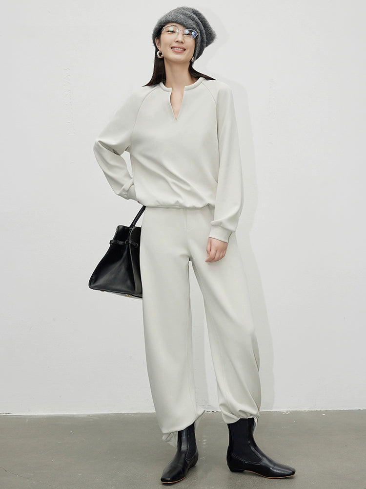 V-shaped sweatshirt and pants_BDHL5159