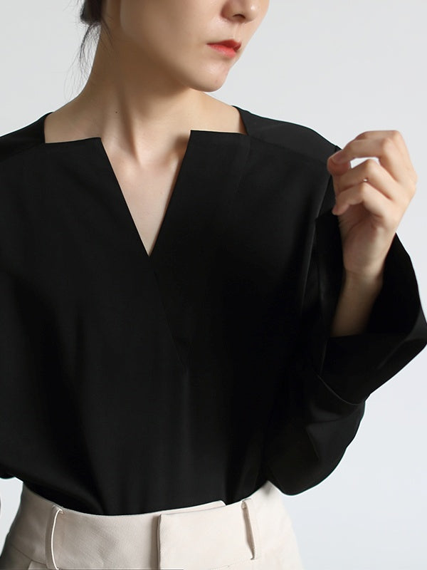 Deep V-Neck Classic Shirt LCHK/9005